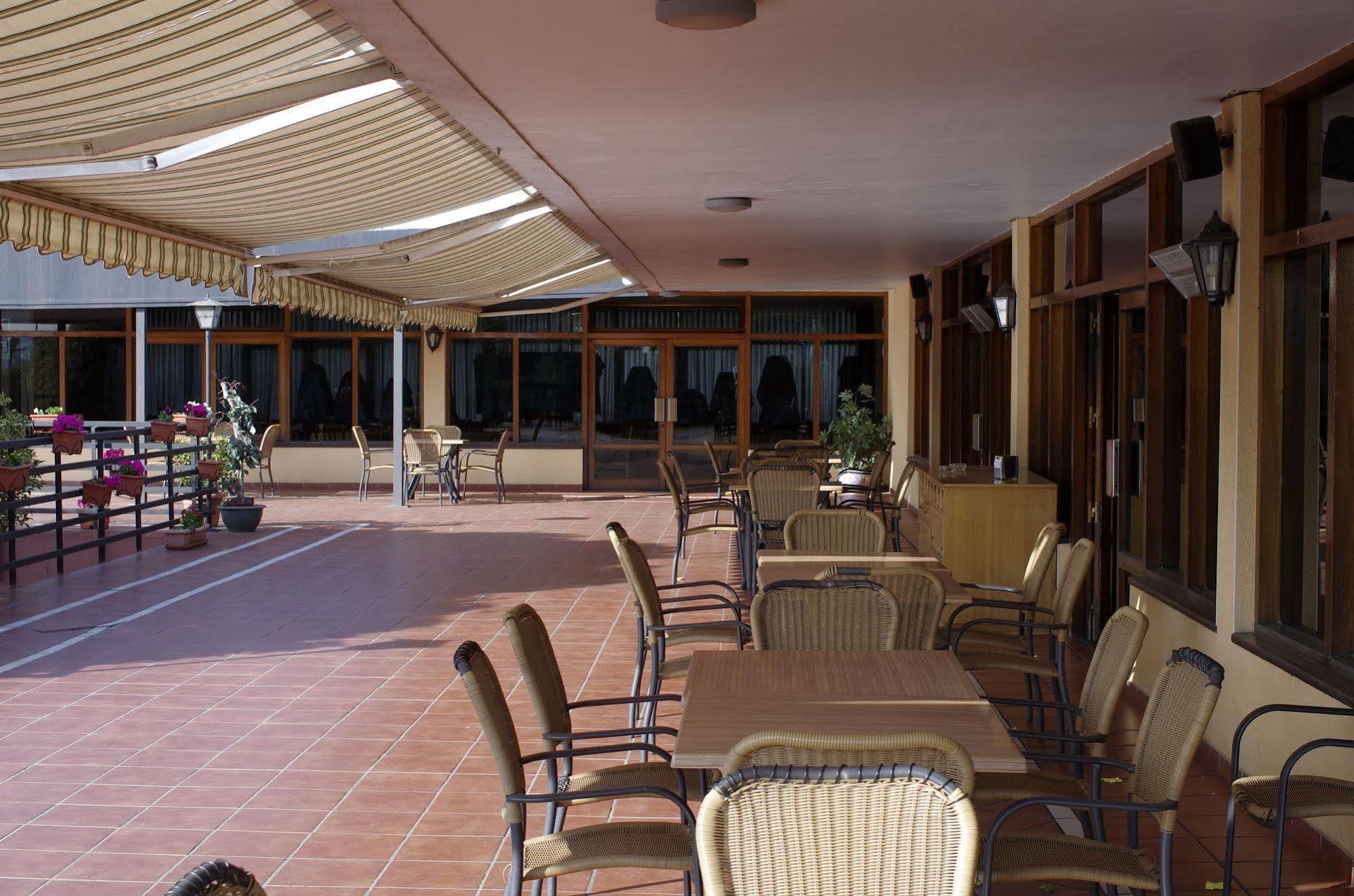 Hotel Los Olivos Getafe Zewnętrze zdjęcie